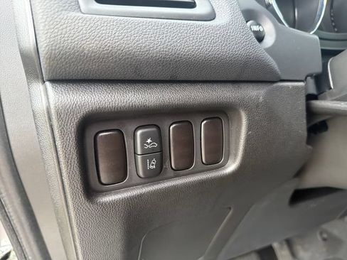 Used 2025 Mitsubishi Outlander Sport AWD image 10