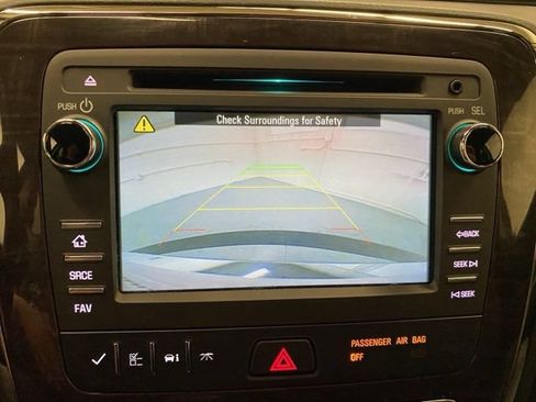 Used 2017 Buick Enclave Leather AWD/4WD image 5