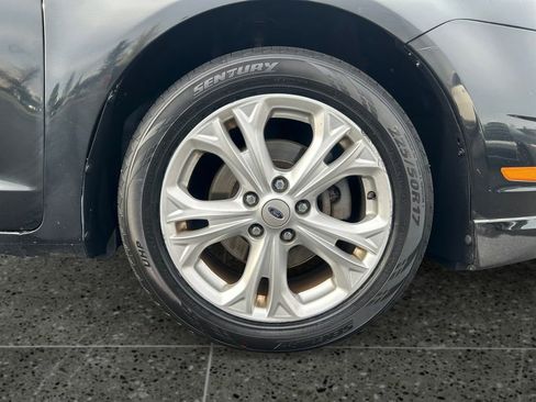 Used 2012 Ford Fusion SE FWD image 10