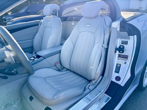 Used 2008 Mercedes-Benz SL 55 AMG w/ P1 Pkg image 17