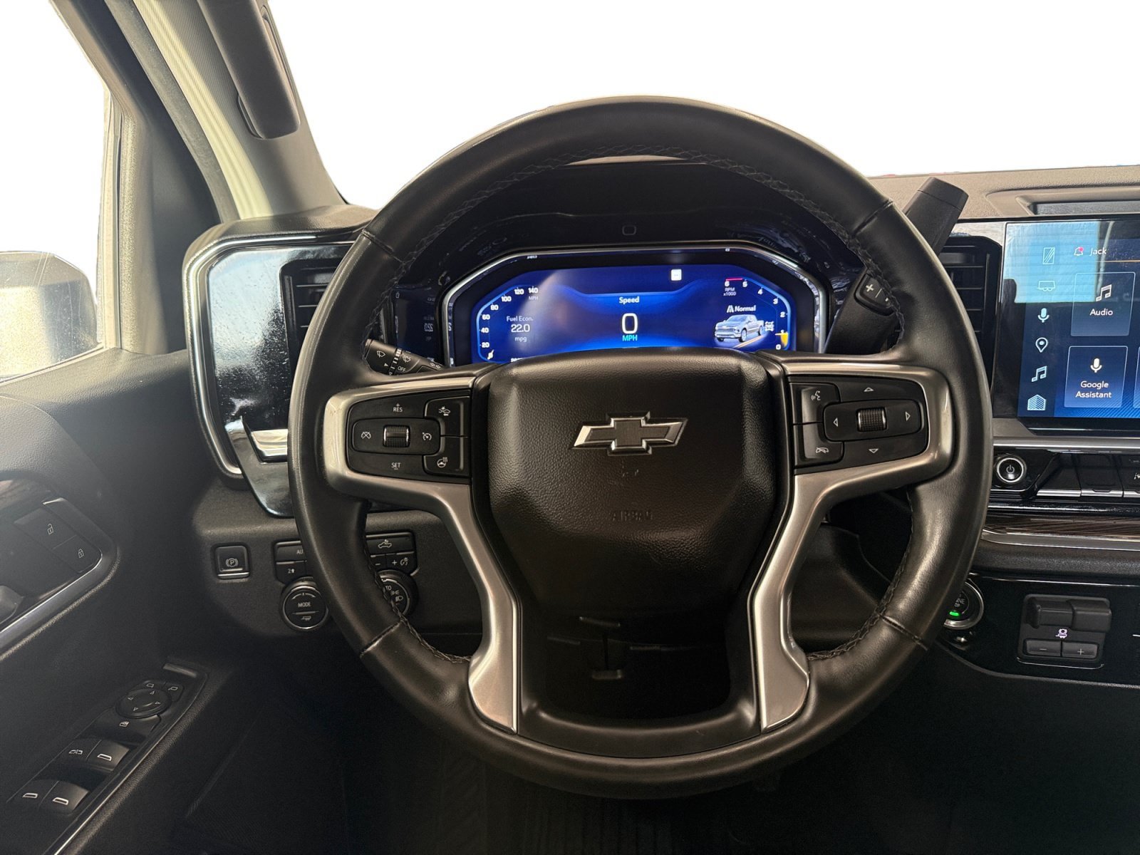 Used 2023 Chevrolet Silverado 1500 RST AWD/4WD image 16