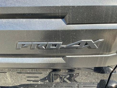 New 2026 Nissan Frontier PRO-4X w/ Pro-4x Convenience Package image 8