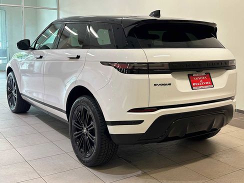 Used 2025 Land Rover Range Rover Evoque S AWD/4WD image 4