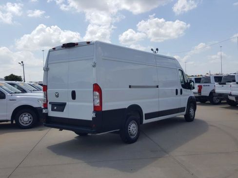 Used 2023 RAM ProMaster 3500 w/ Driver Convenience Group FWD image 7