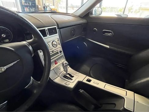 Used 2005 Chrysler Crossfire Limited RWD image 13