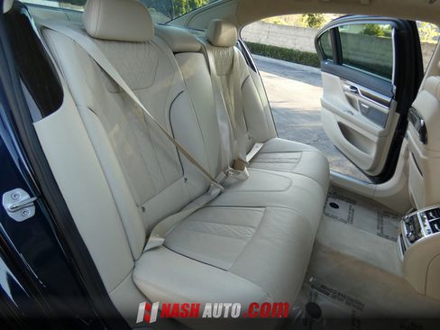 Used 2016 BMW 750i xDrive AWD/4WD image 45