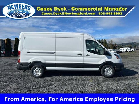New 2026 Ford Transit 250 148 Medium Roof w/ Load Area Protection Package RWD image 5