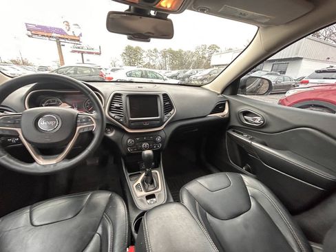 Used 2014 Jeep Cherokee Limited w/ Trailer Tow Group FWD image 10