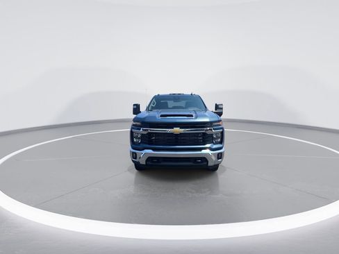 New 2026 Chevrolet Silverado 3500 LT w/ Convenience Package AWD/4WD image 3