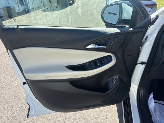 Used 2024 Buick Encore GX Sport Touring w/ Experience Buick Package FWD image 14