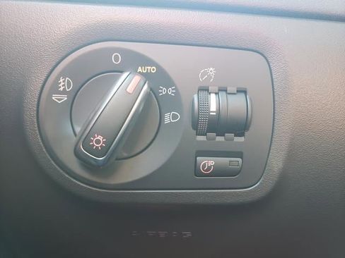 Used 2008 Audi TT 2.0T FWD image 23