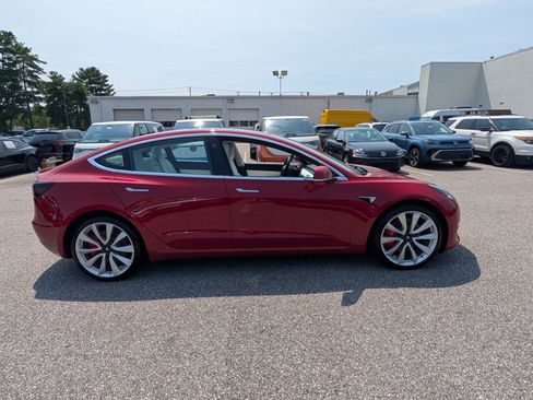 Used 2018 Tesla Model 3 Performance AWD/4WD image 2