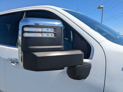Used 2024 Chevrolet Silverado 2500 LTZ w/ LTZ Plus Package AWD/4WD image 12