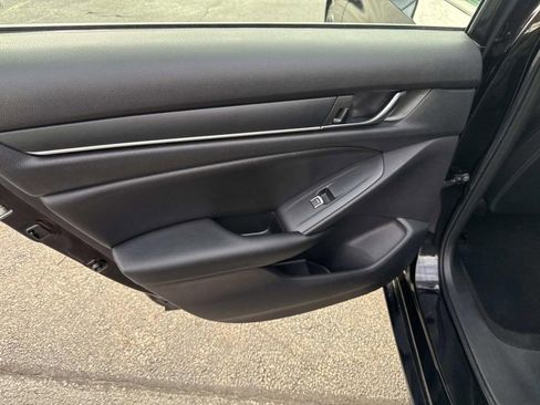 Used 2022 Honda Accord Sport image 15