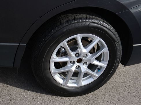 Used 2022 Chevrolet Equinox LS w/ LS Convenience Package image 41