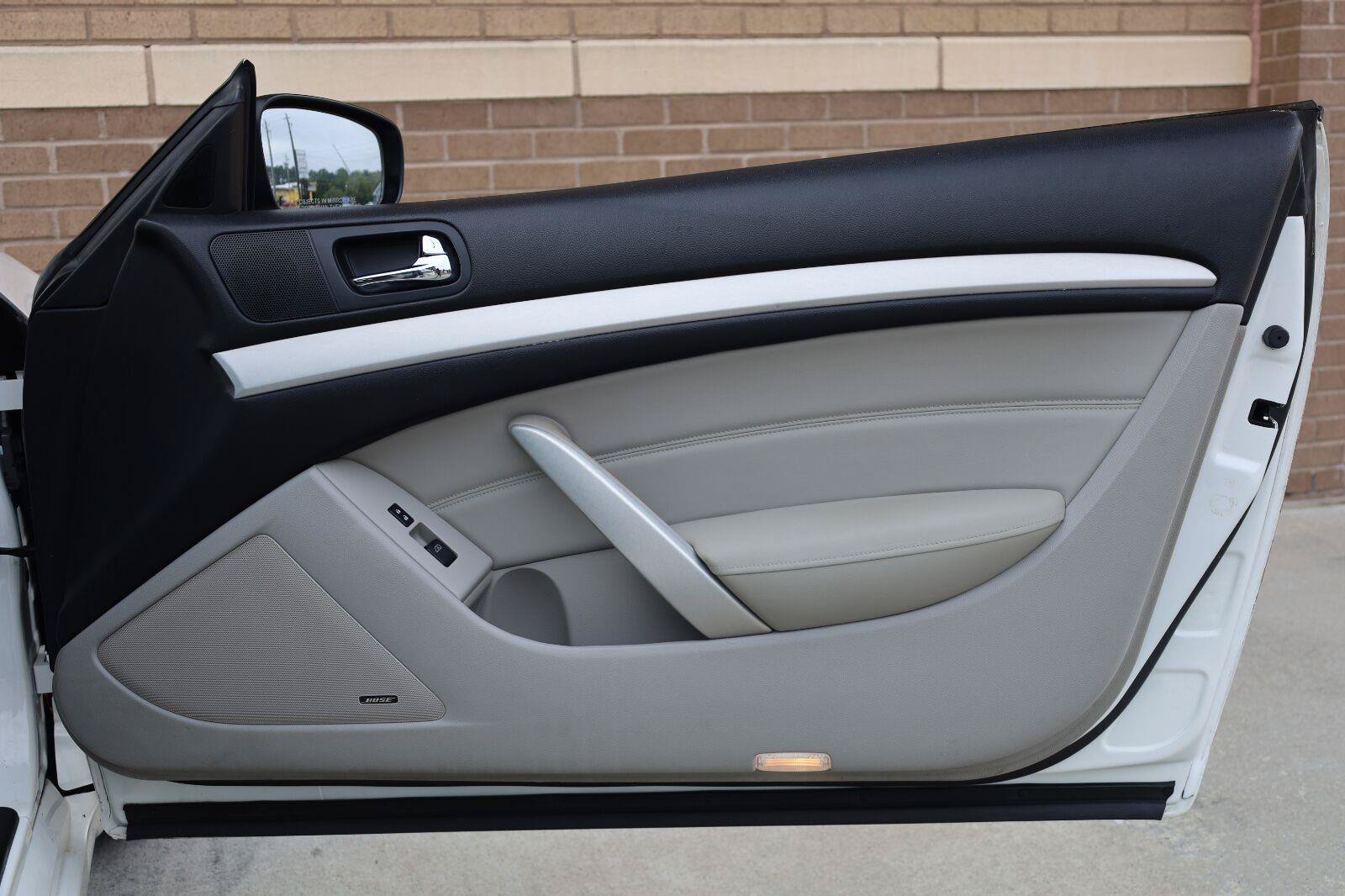 Used 2009 INFINITI G37 Journey w/ Premium Pkg RWD image 19
