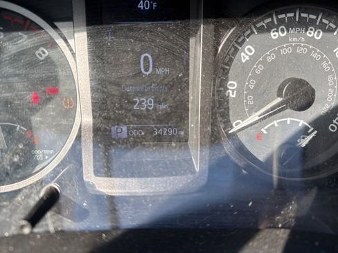 Used 2023 Toyota Tacoma TRD Off-Road w/ Advanced Technology Package image 12