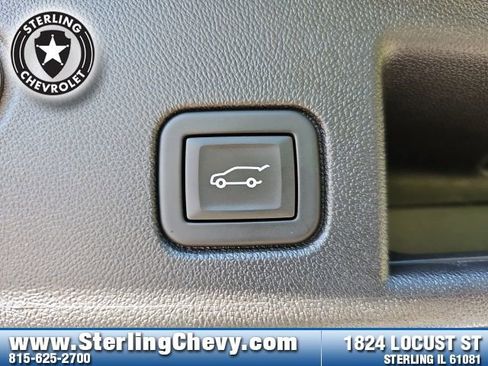 Used 2023 Chevrolet Equinox LT w/ Driver Convenience Package image 27