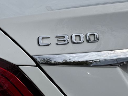 Used 2019 Mercedes-Benz C 300 Sedan image 28