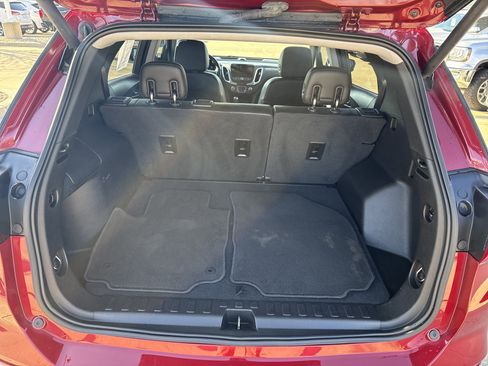 Used 2019 Chevrolet Equinox Premier image 12