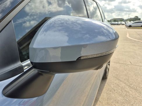 New 2025 Mitsubishi Outlander SEL image 33