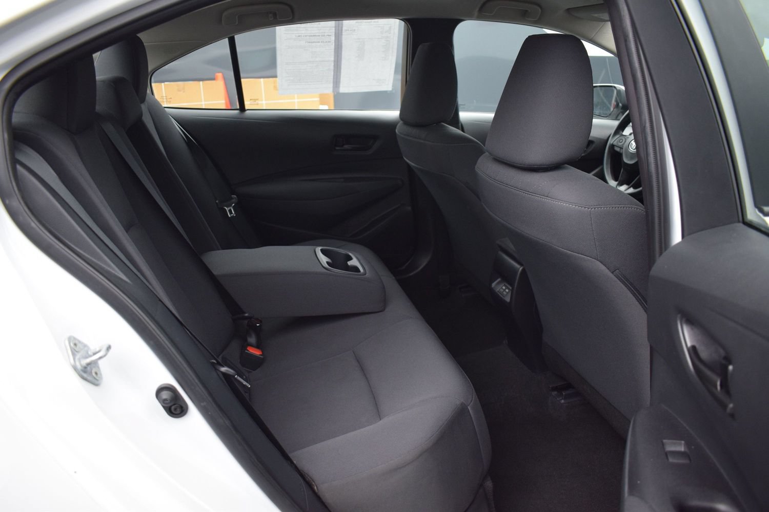 Used 2025 Toyota Corolla LE FWD image 11