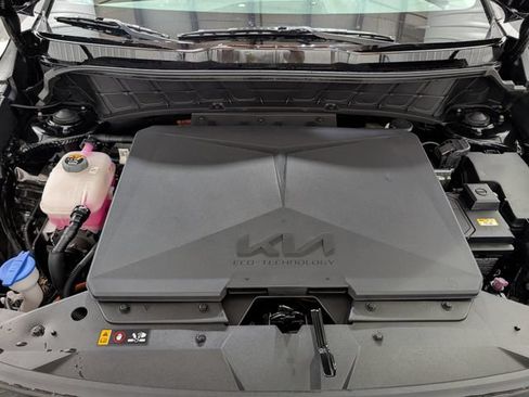 Used 2024 Kia Niro Wind FWD image 28
