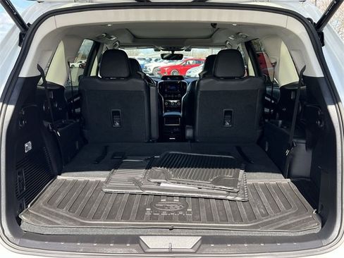 Certified 2022 Subaru Ascent Limited w/ Technology Package image 36
