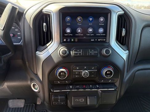 Used 2022 Chevrolet Silverado 2500 LT w/ Convenience Package image 25