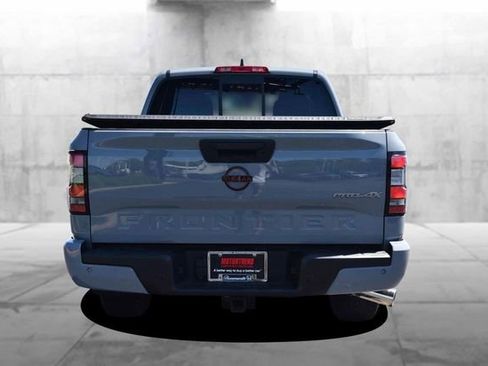 Used 2022 Nissan Frontier PRO-4X AWD/4WD image 6