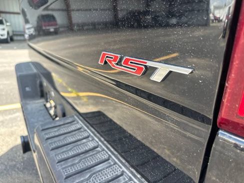 Used 2019 Chevrolet Silverado 1500 RST AWD/4WD image 13