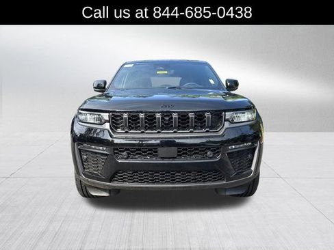 New 2026 Jeep Grand Cherokee Limited AWD/4WD image 2