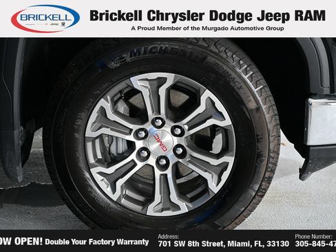 Used 2026 GMC Sierra 1500 SLT AWD/4WD image 40