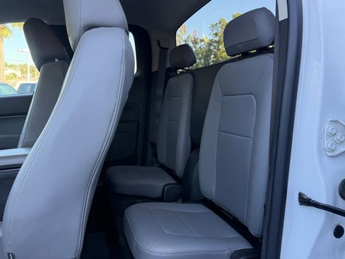 Used 2022 Chevrolet Colorado W/T w/ WT Convenience Package image 16