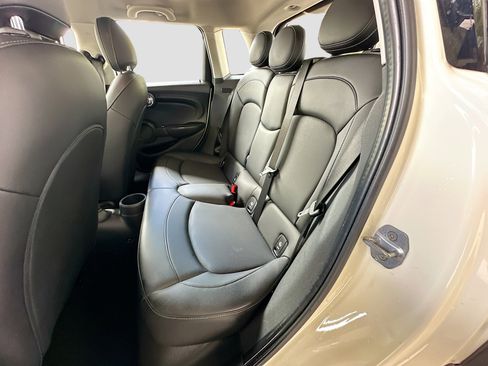 Used 2020 MINI Cooper 4-Door Hardtop w/ Storage Package image 24