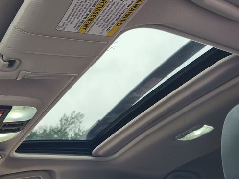 Used 2019 Subaru Crosstrek 2.0i Limited w/ Moonroof Package w/Navigation image 26