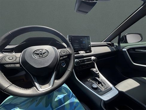 Used 2022 Toyota RAV4 XSE image 24