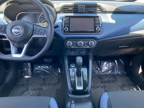 Used 2025 Nissan Versa SV w/ Trunk Package FWD image 11