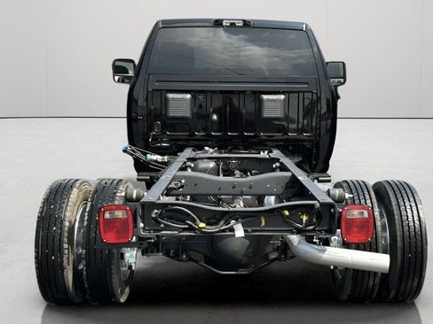 New 2025 RAM 4500 Tradesman image 7