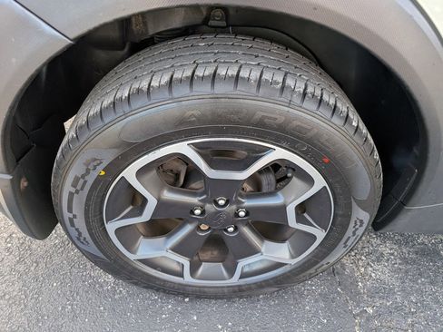 Used 2013 Subaru Crosstrek 2.0i Limited image 40