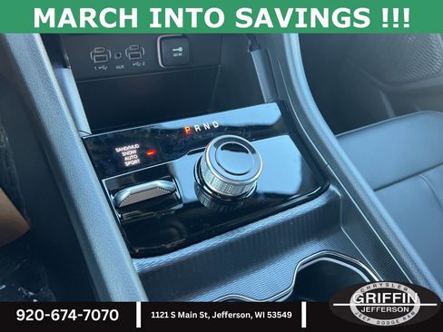 New 2025 Jeep Grand Cherokee Limited w/ Black Appearance Package image 20