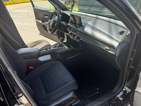 Used 2023 Honda HR-V Sport image 24