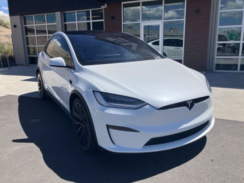 Used 2022 Tesla Model X Plaid AWD/4WD image 2