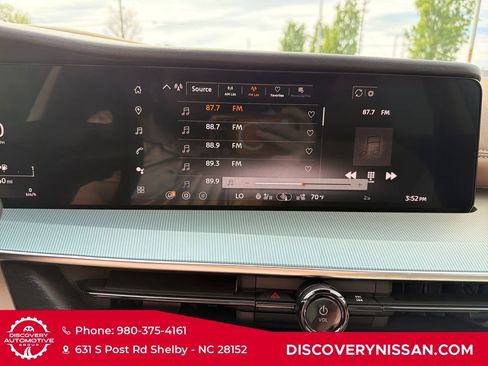 New 2026 Nissan Murano Platinum w/ Cargo Package AWD/4WD image 18