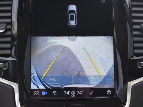 Used 2023 Volvo XC90 B6 Ultimate w/ Protection Package Premier image 28