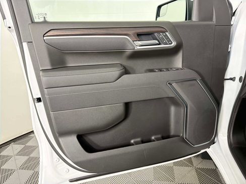 New 2026 GMC Sierra 1500 SLT w/ X31 Off-Road Package AWD/4WD image 8