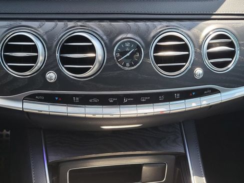Used 2020 Mercedes-Benz S 450 Sedan image 30
