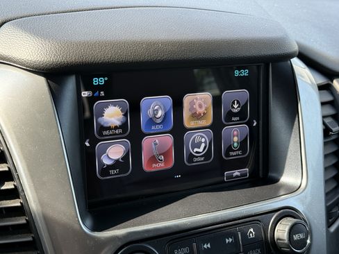 Used 2019 Chevrolet Suburban Premier w/ Premier Plus Edition RWD image 22