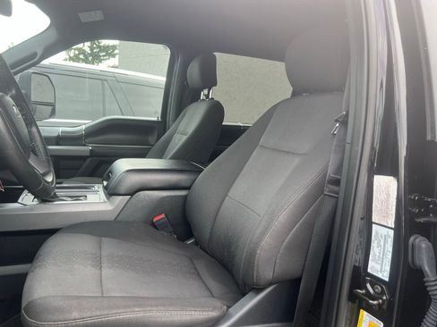 Used 2020 Ford F150 XLT w/ Equipment Group 302A Luxury image 12