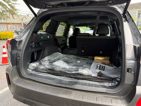 New 2026 Subaru Outback Premium w/ Premium/Limited Plus Package AWD/4WD image 40